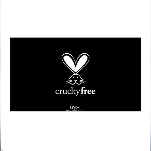 ⭐️ New NYX POWDER BLUSH in Peach, sealed unopened - Picture 3 of 3